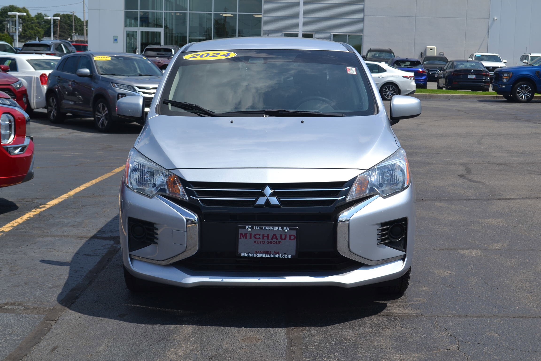 2024 Mitsubishi Mirage G4 ES photo 3