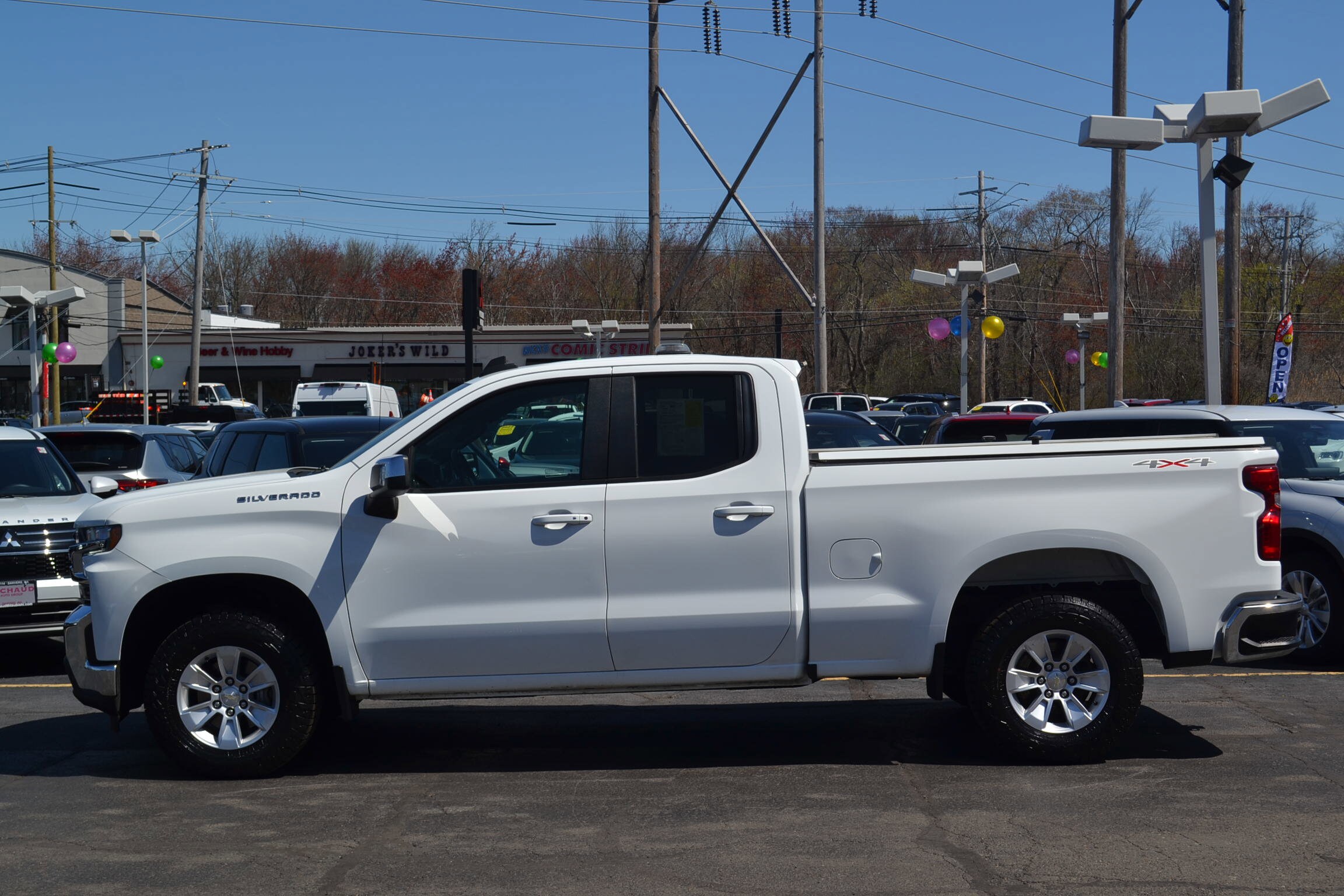 Used 2021 Chevrolet Silverado 1500 LT with VIN 1GCRYDED2MZ377370 for sale in Danvers, MA