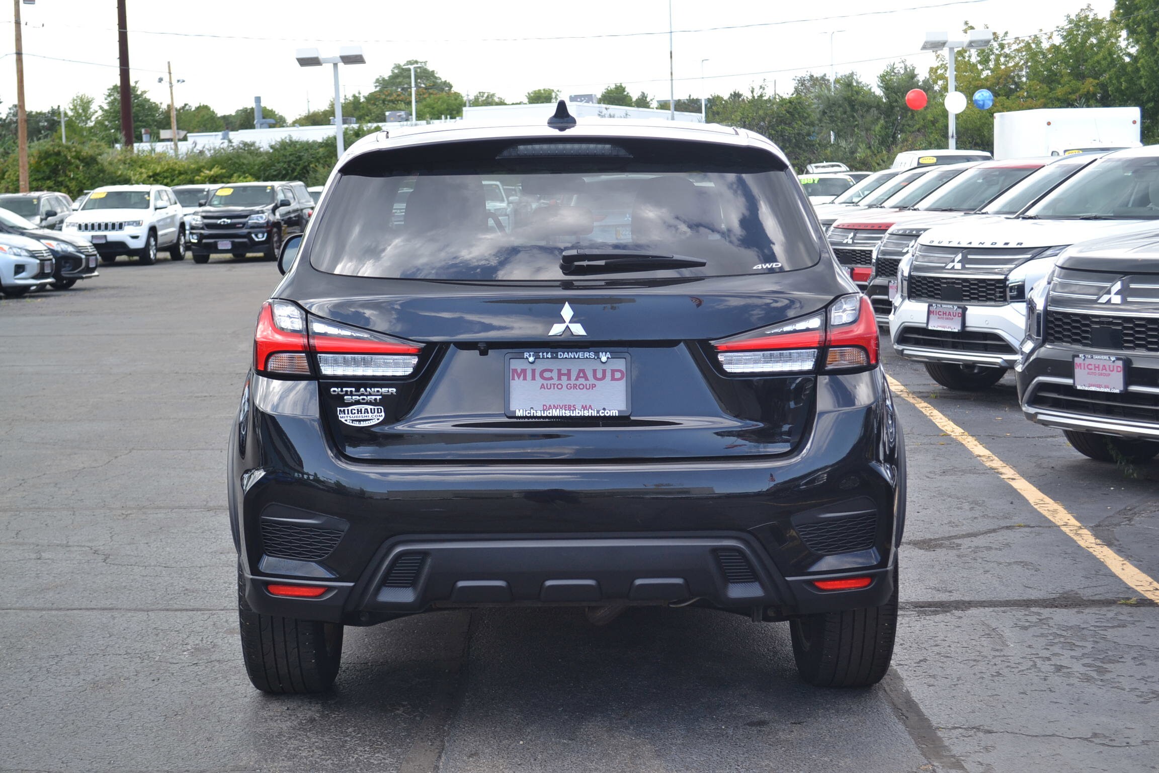 2020 Mitsubishi Outlander Sport ES photo 3
