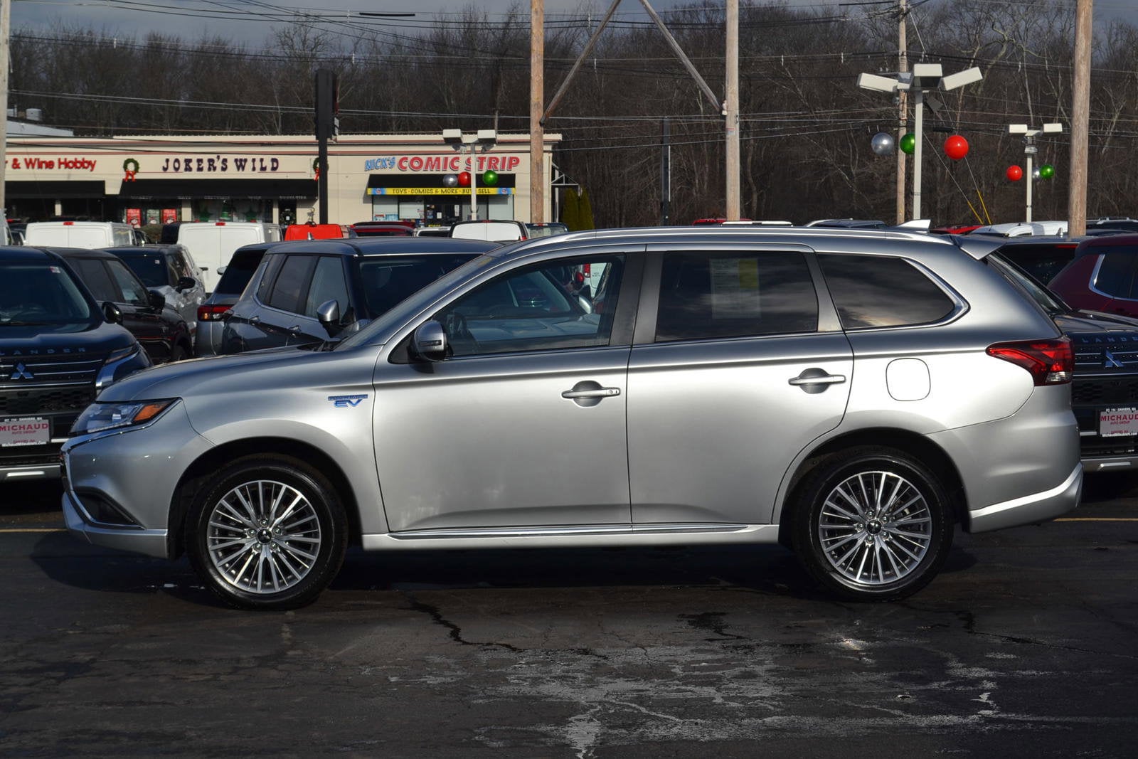 Certified 2022 Mitsubishi Outlander PHEV SE with VIN JA4J2VA76NZ025781 for sale in Danvers, MA