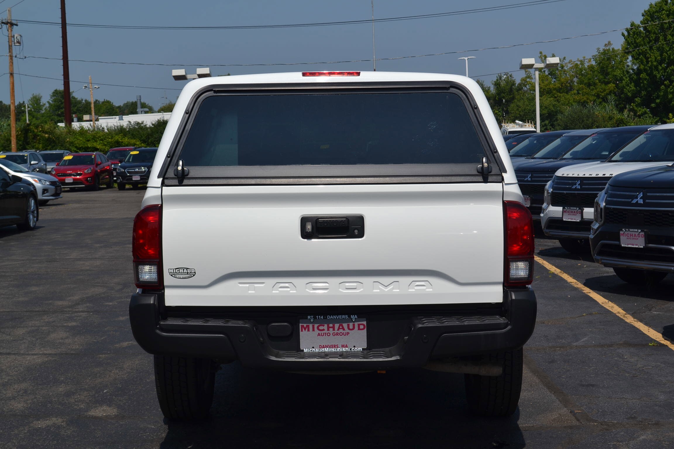 2023 Toyota Tacoma SR photo 3