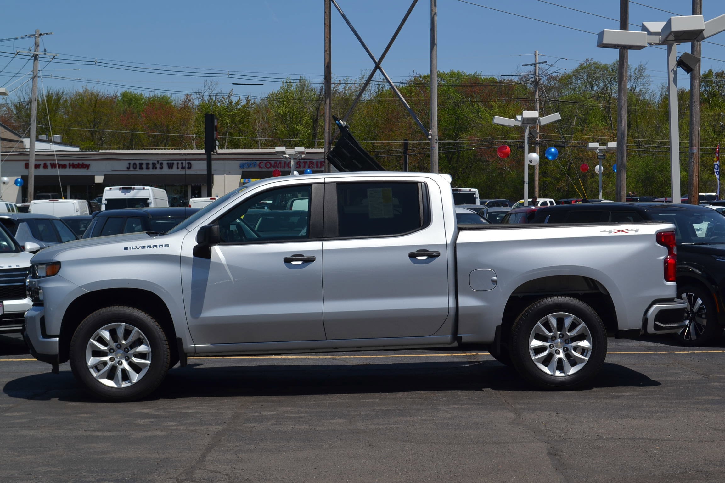 Used 2019 Chevrolet Silverado 1500 Custom with VIN 1GCUYBEF2KZ381755 for sale in Danvers, MA