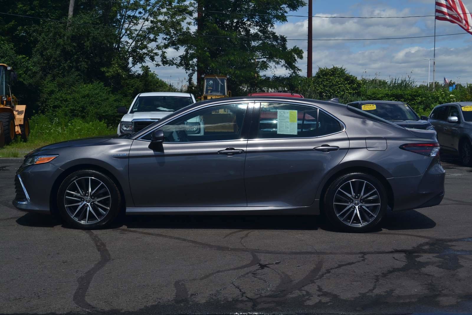 Used 2021 Toyota Camry XLE with VIN 4T1F31AK5MU551171 for sale in Danvers, MA