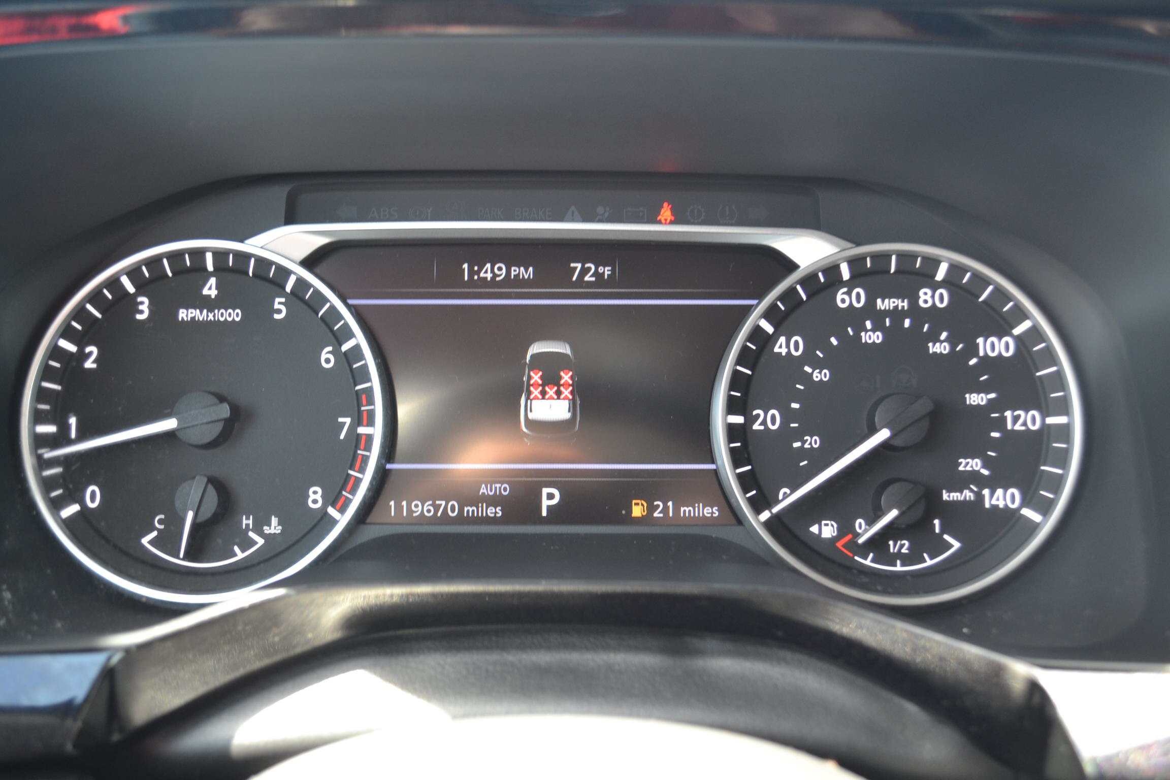 2022 Nissan Pathfinder SV - Photo 13