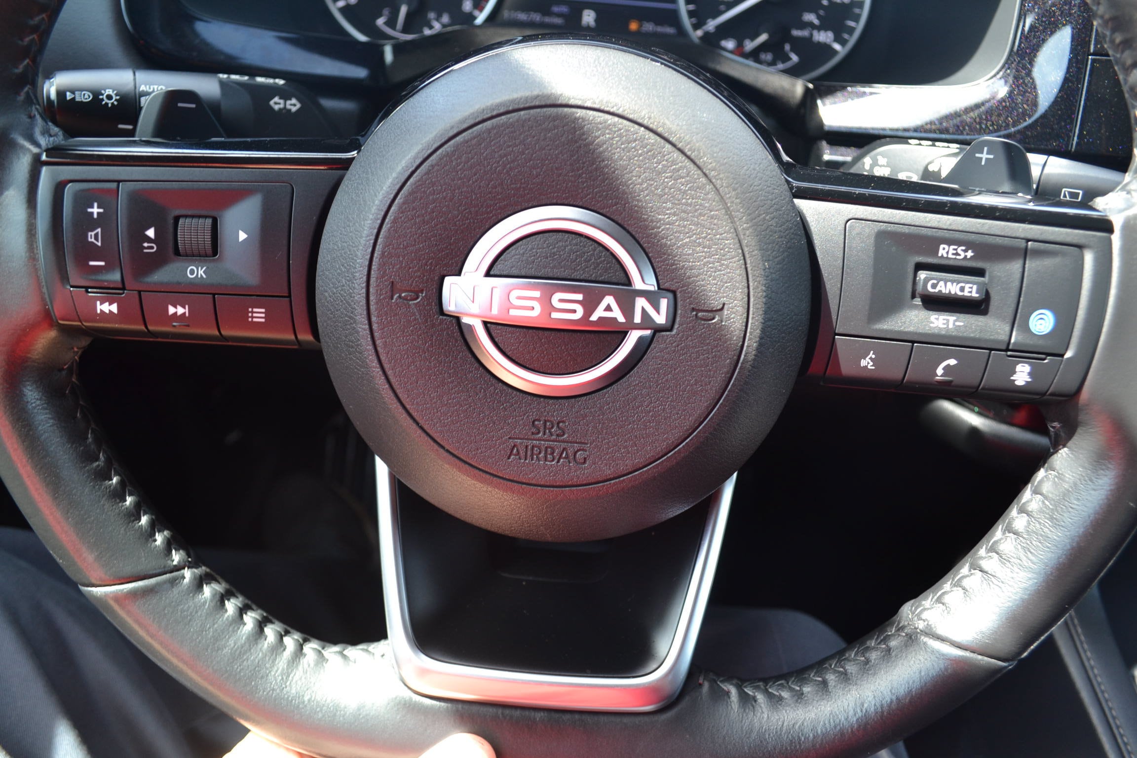 2022 Nissan Pathfinder SV - Photo 20
