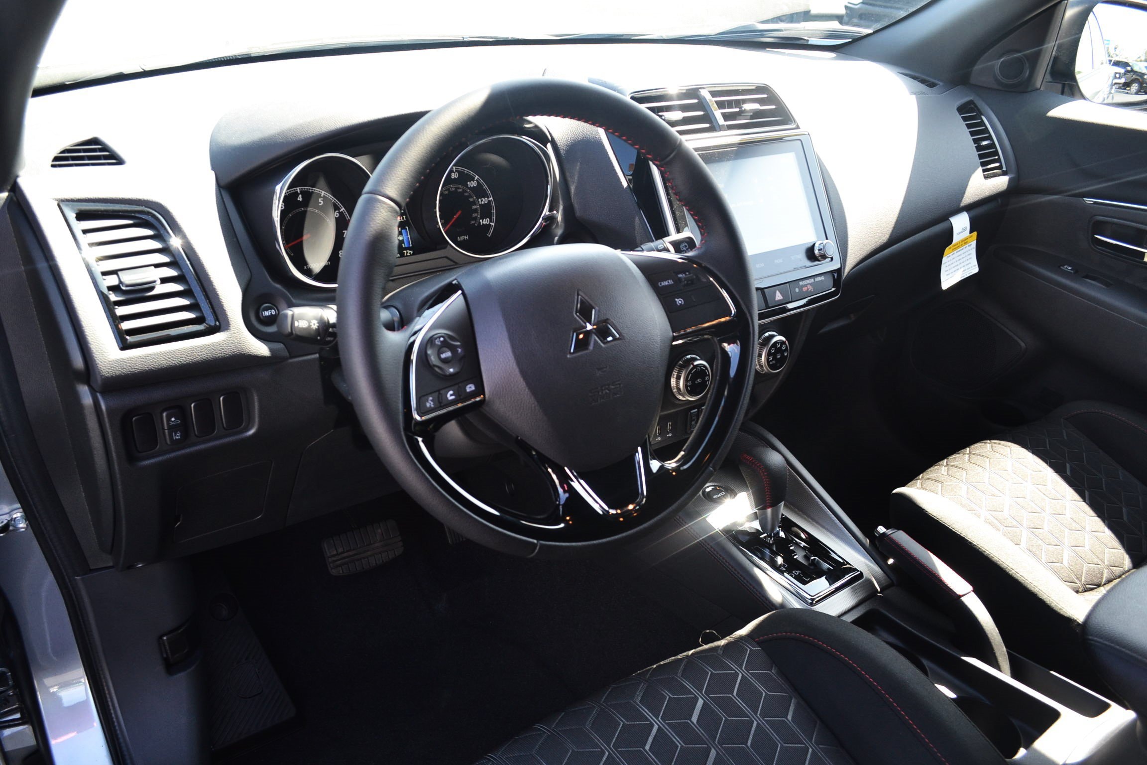 2025 Mitsubishi Outlander Sport TRAIL - Photo 6