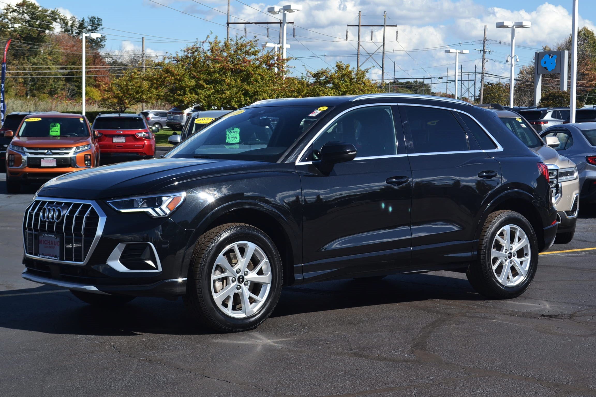 2023 Audi Q3 Premium