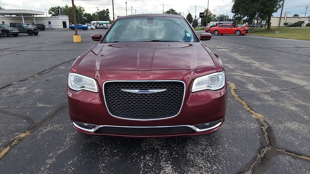 Used 2017 Chrysler 300 Limite SEDAN
