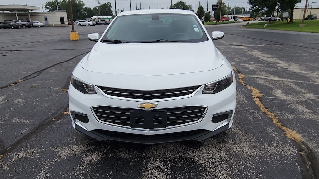 Used 2017 Chevrolet Malibu LT SEDAN