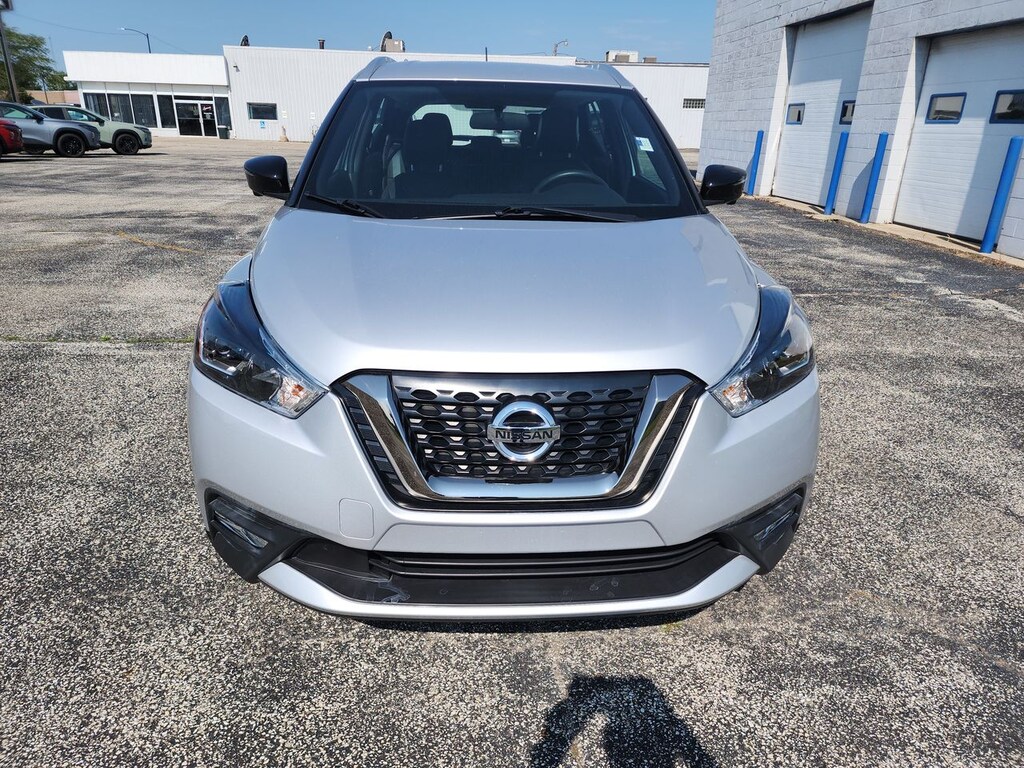 Used 2019 Nissan Kicks SR HATCH