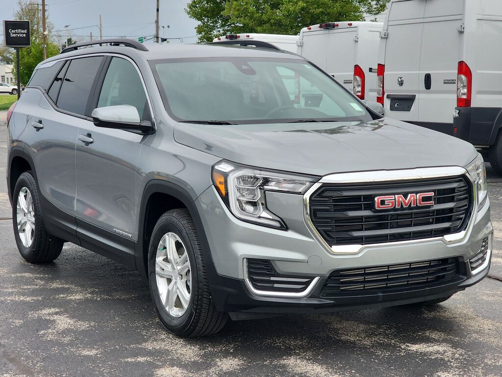 Used 2023 GMC Terrain SLE WAGON