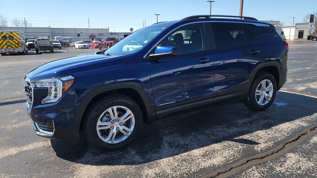 Used 2022 GMC Terrain SLE WAGON