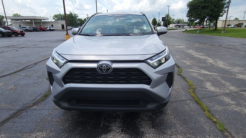 Used 2025 Toyota RAV4 XLE AWD WAGON