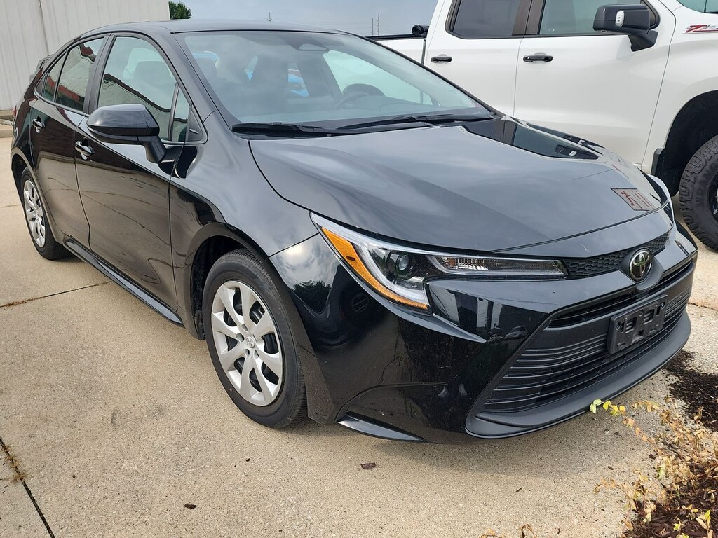 Used 2025 Toyota Corolla LE SEDAN