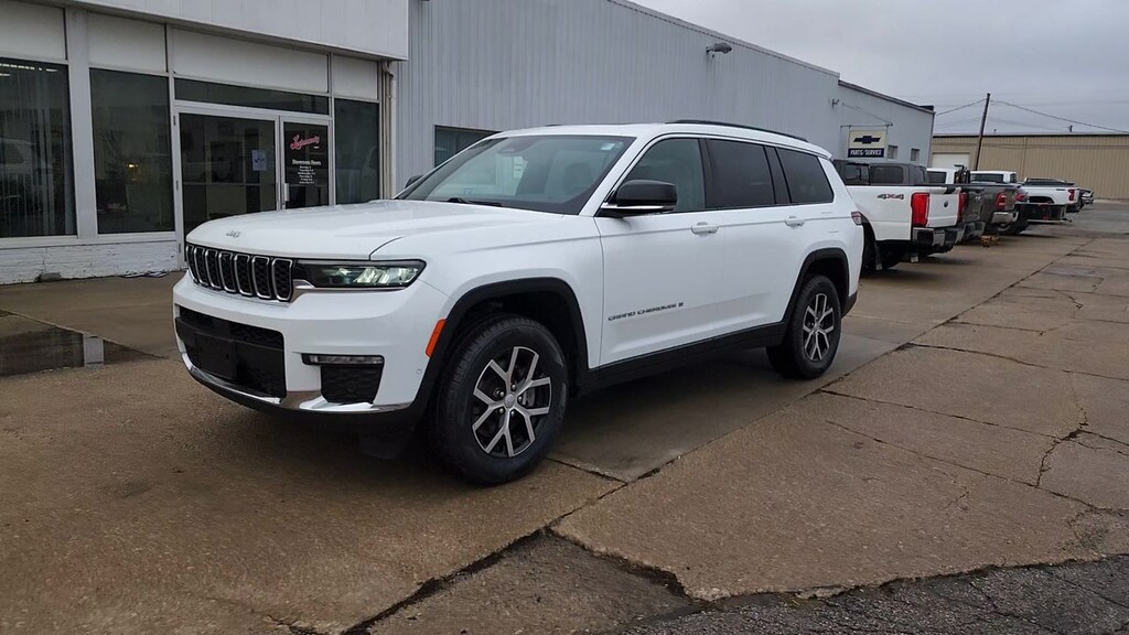Used 2024 Jeep Grand Cherokee WAGON