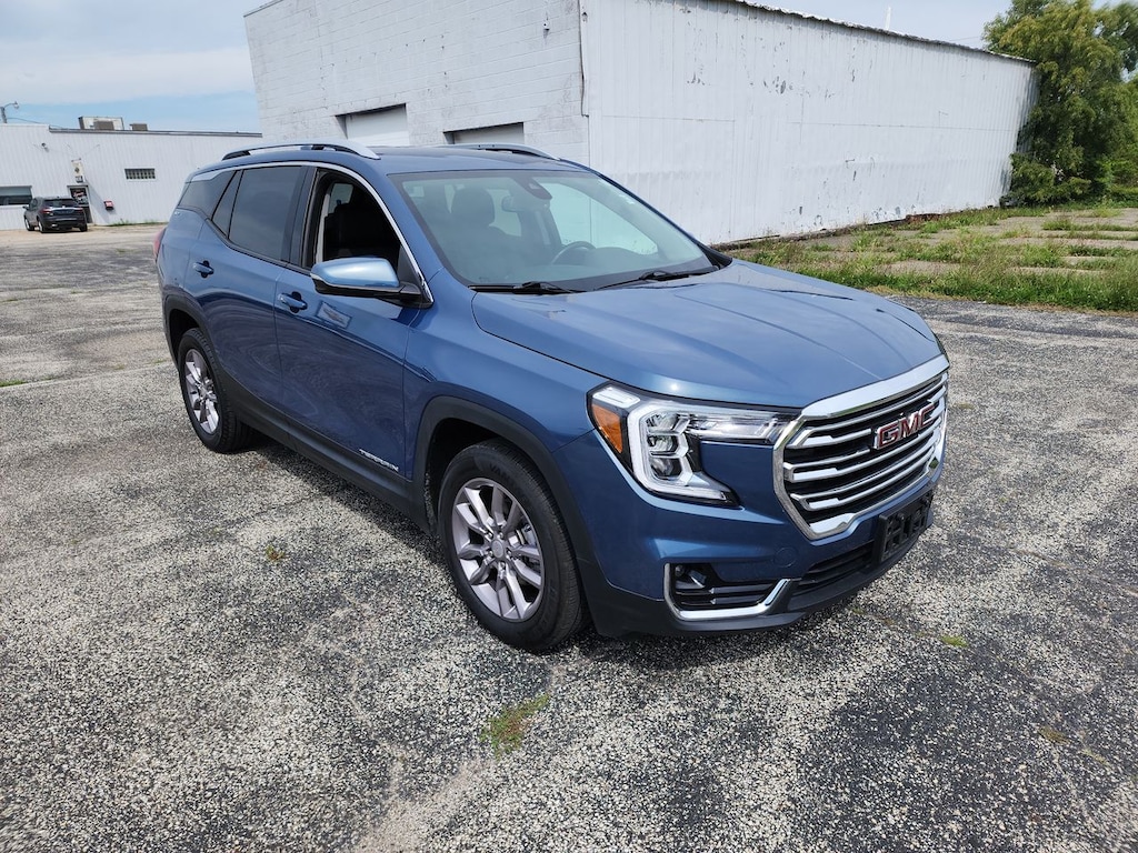 Used 2024 GMC Terrain SLT WAGON