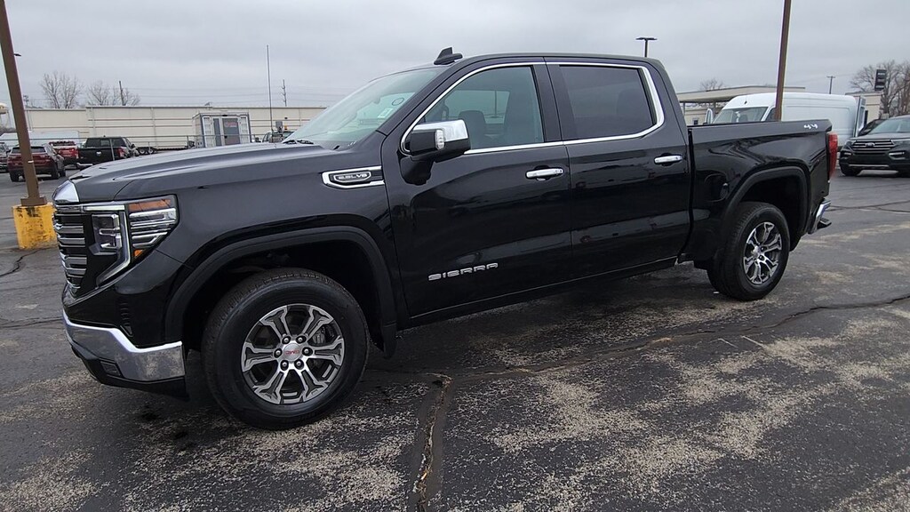 Used 2024 GMC Sierra K15 SLT CREW PICKUP