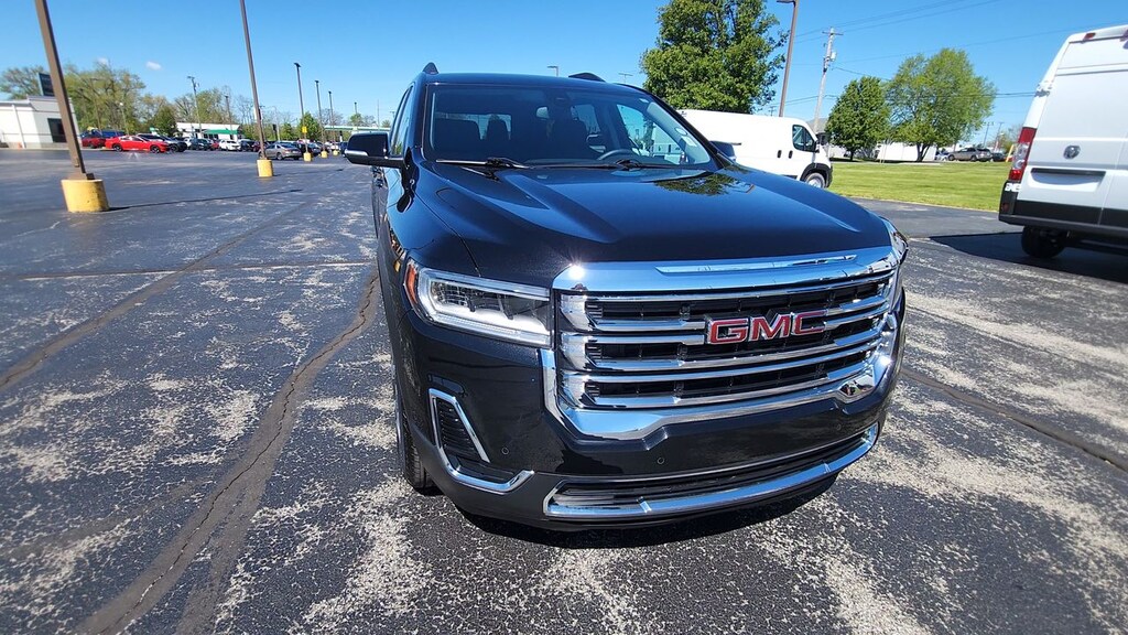 Used 2023 GMC Acadia SLE WAGON