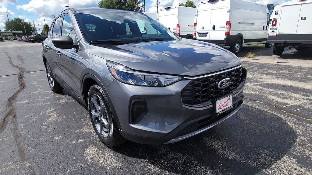 Used 2025 Ford Escape ST Line WAGON