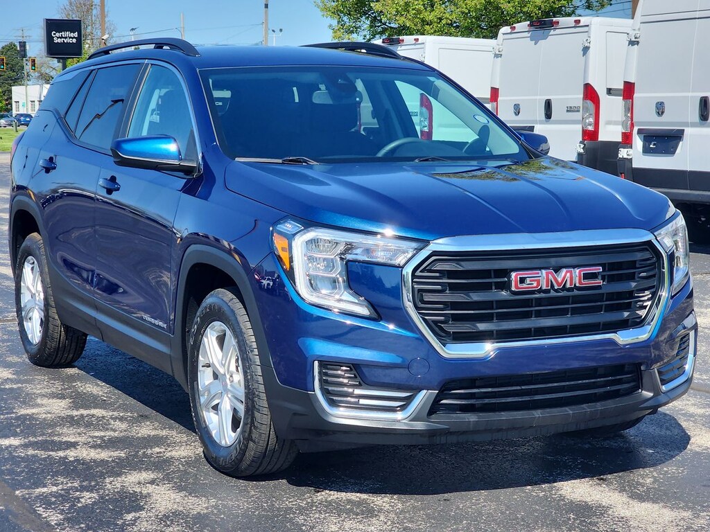 Used 2022 GMC Terrain SLE WAGON