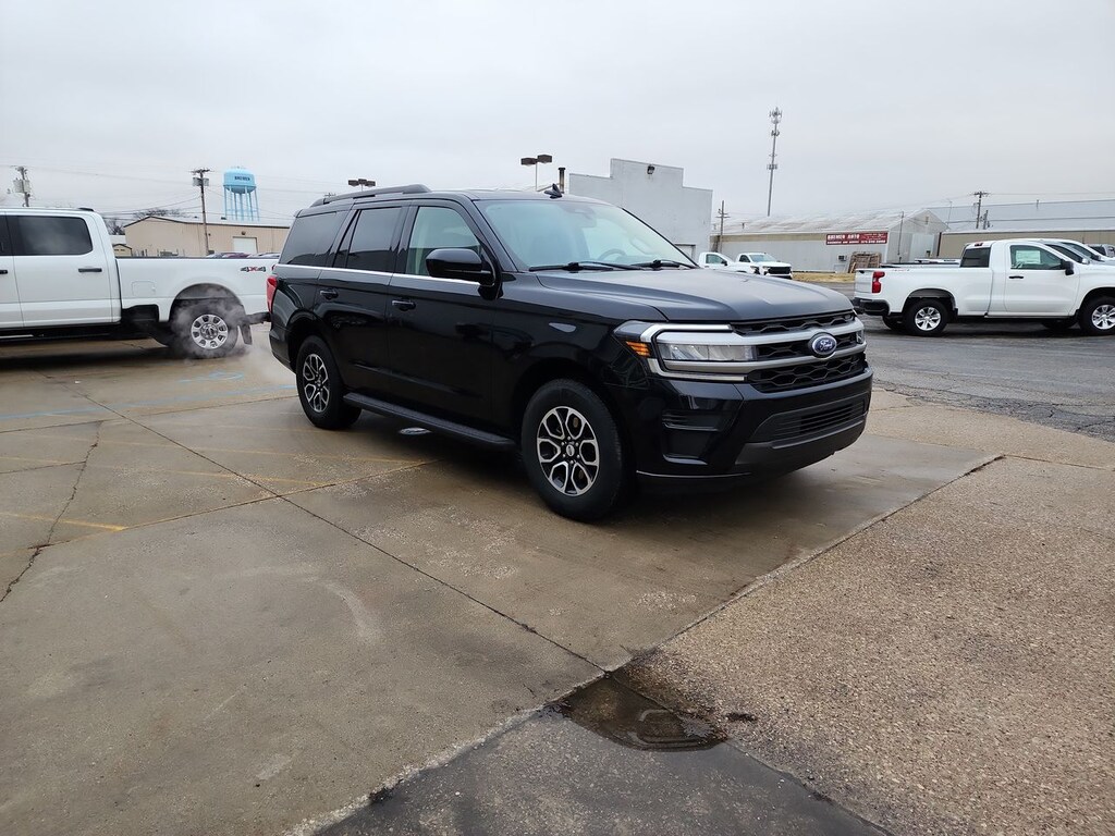 Used 2024 Ford Expedition XLT WAGON