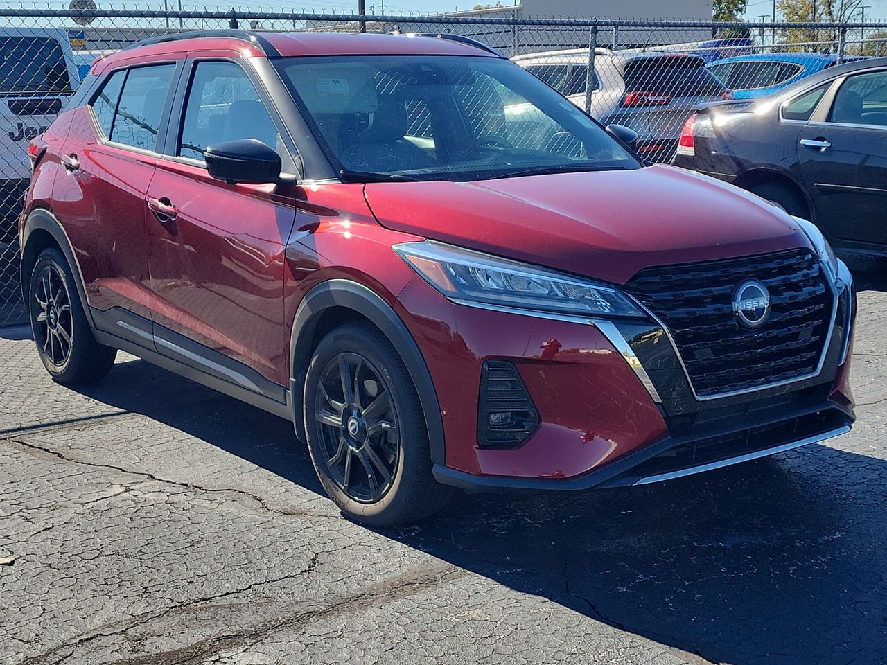 Used 2024 Nissan Kicks SR HATCHBACK