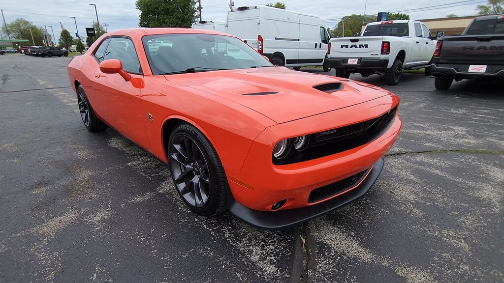 Used 2023 Dodge Challenger R/T COUPE