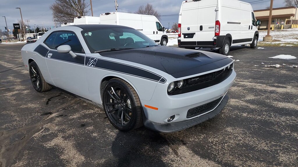 Used 2022 Dodge Challenger R/T COUPE