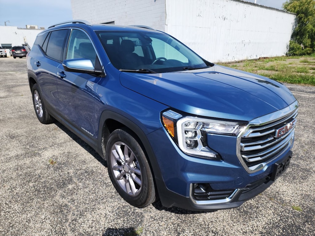 Used 2024 GMC Terrain SLT WAGON
