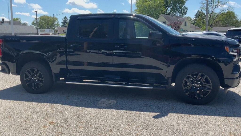Used 2025 Chevrolet Silverado PICKUP