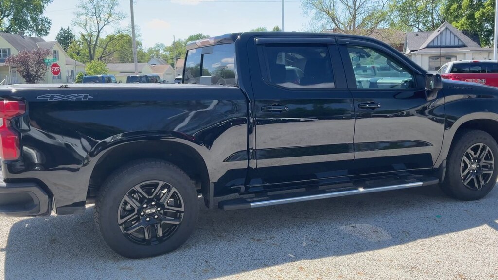 Used 2025 Chevrolet Silverado PICKUP