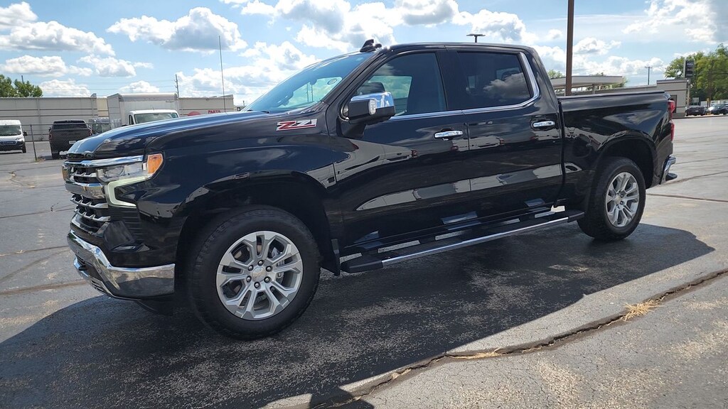 Used 2023 Chevrolet Silverado K1500 PICKUP