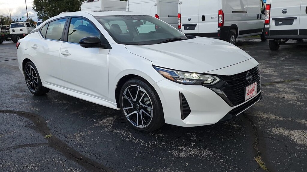 Used 2024 Nissan Sentra SR SEDAN