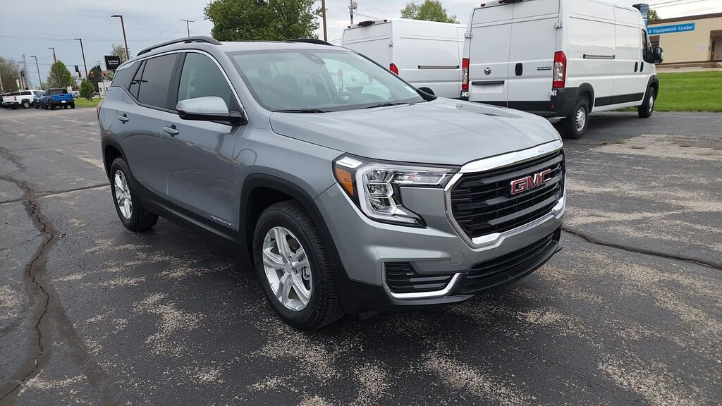 Used 2023 GMC Terrain SLE WAGON