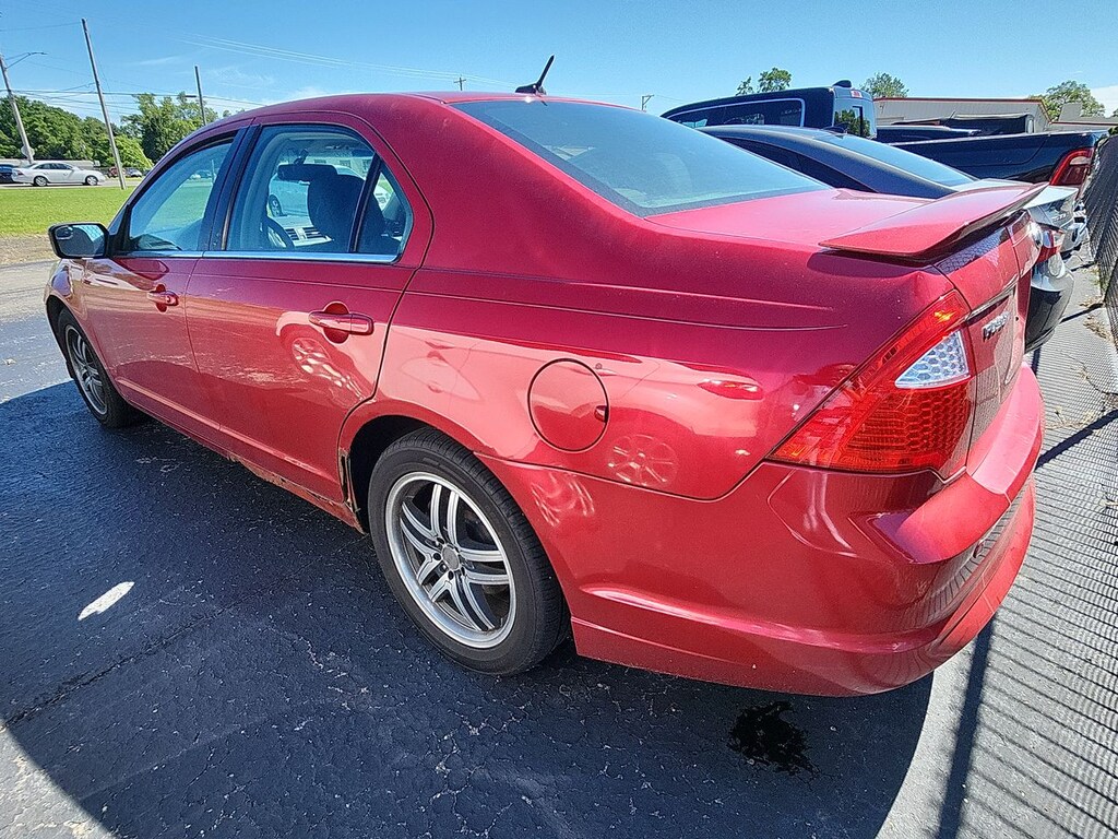 Used 2011 Ford Fusion SE SEDAN
