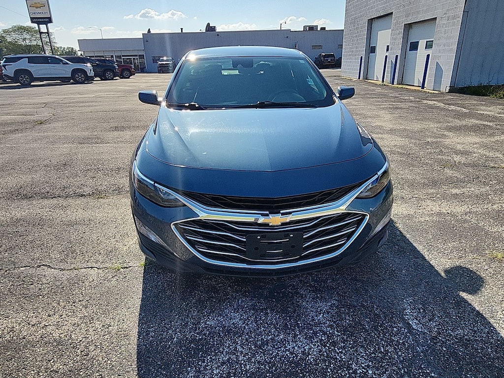 Used 2024 Chevrolet Malibu LT SEDAN