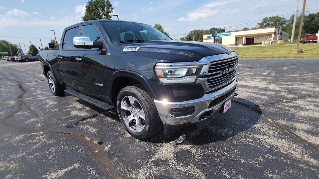 Used 2019 Ram 1500 Laramie CREW CAB