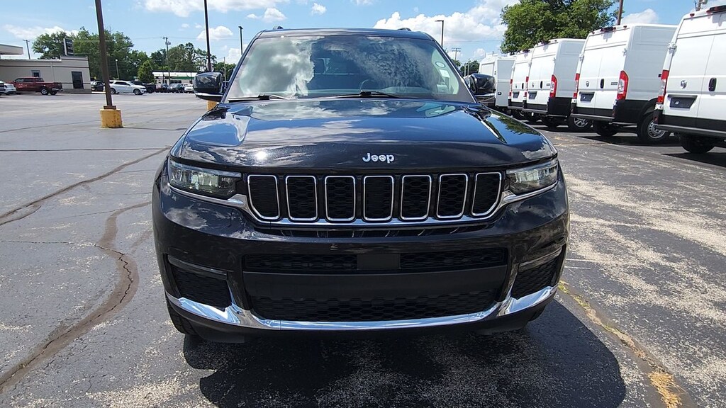Used 2022 Jeep Grand Cher WAGON
