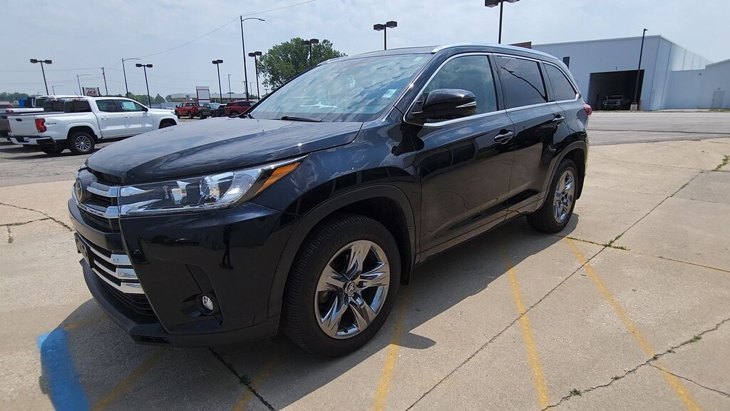 Used 2019 Toyota Highlander Limi WAGON