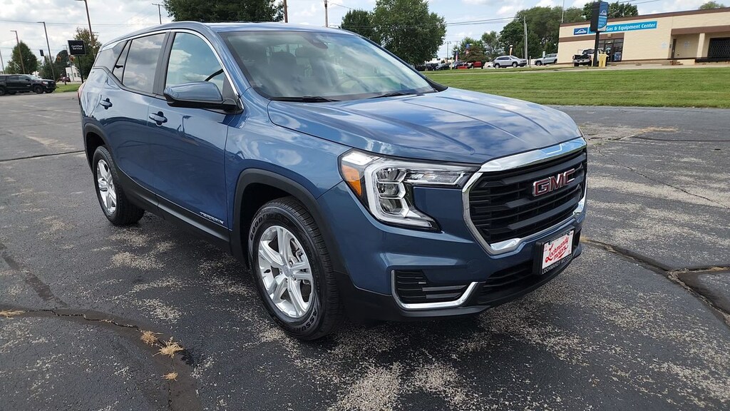 Used 2024 GMC Terrain SLE WAGON