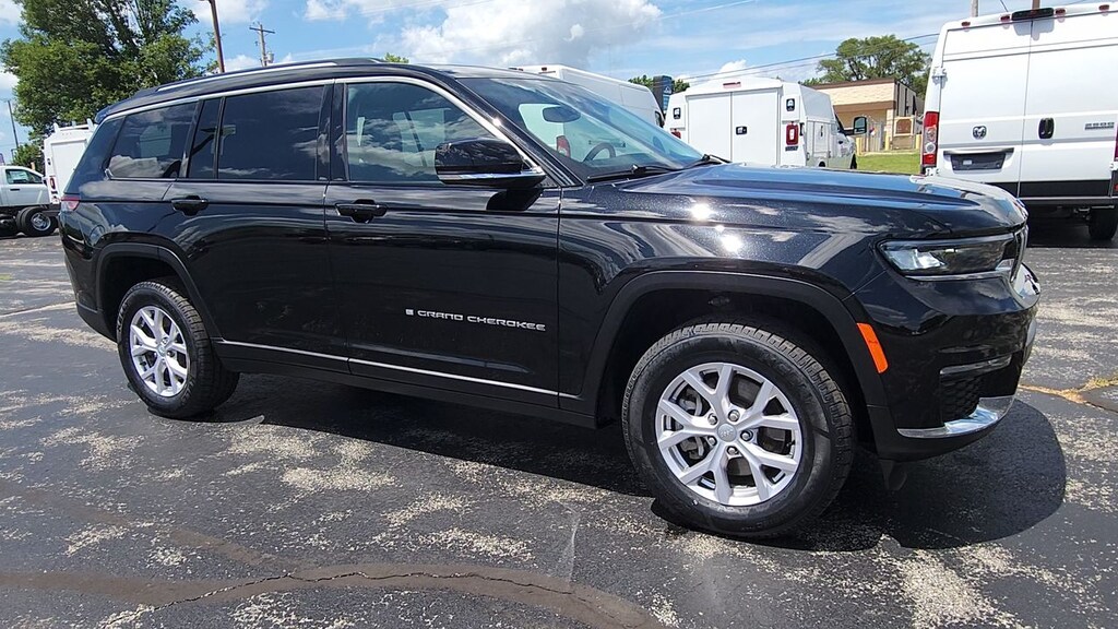 Used 2022 Jeep Grand Cher WAGON
