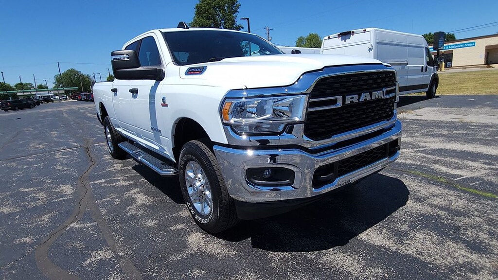 Used 2023 Ram 2500 BIG Horn CREW CAB PIC
