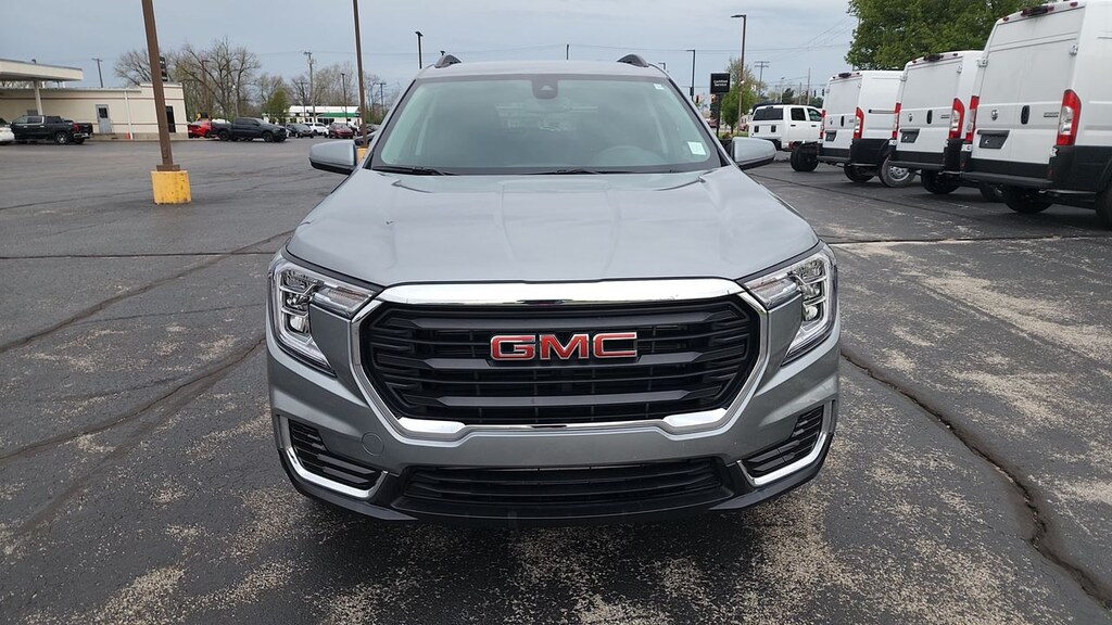 Used 2023 GMC Terrain SLE WAGON