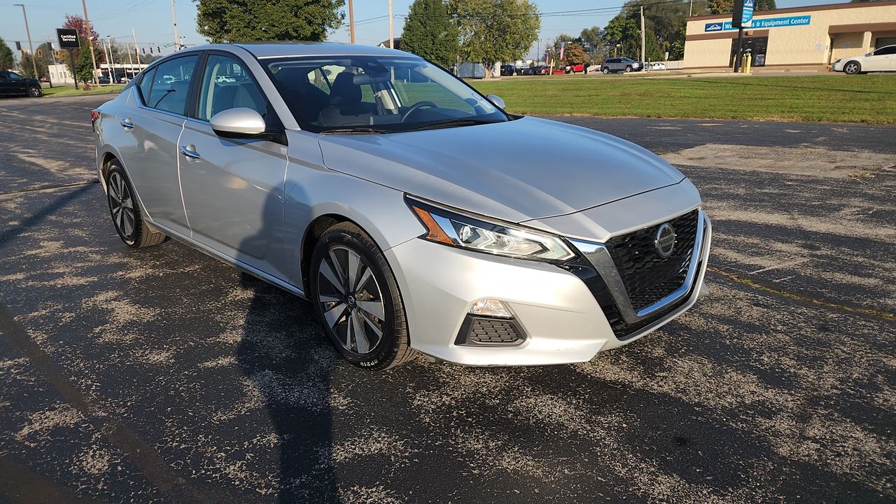 Used 2021 Nissan Altima SV SEDAN