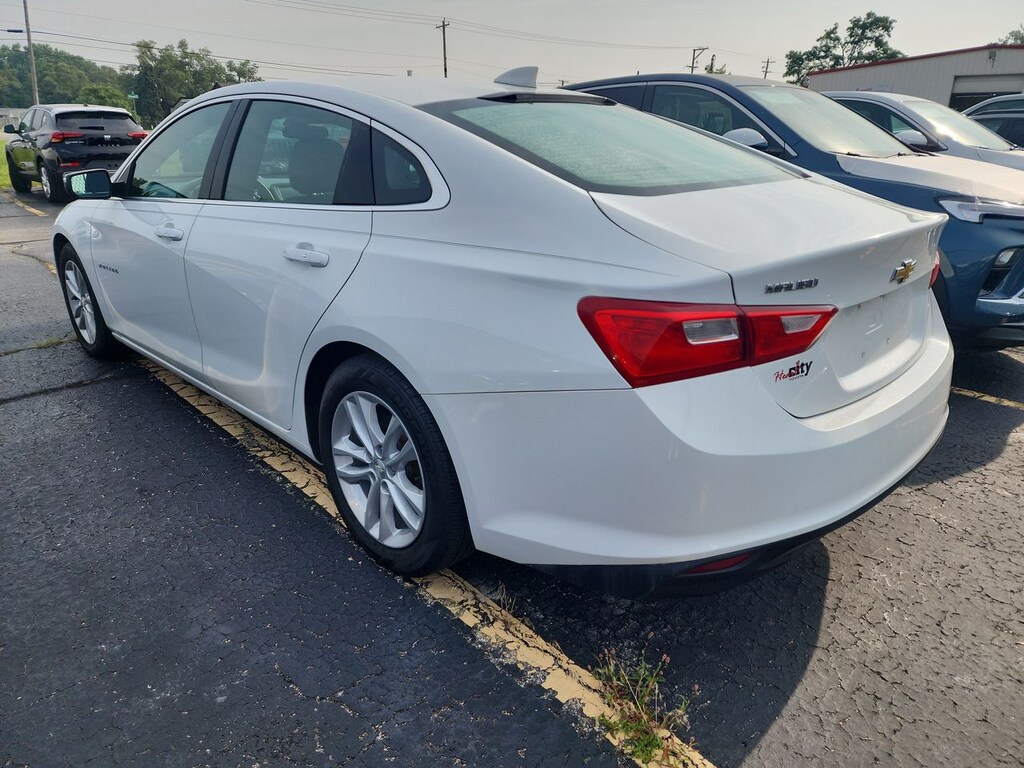 Used 2017 Chevrolet Malibu LT SEDAN