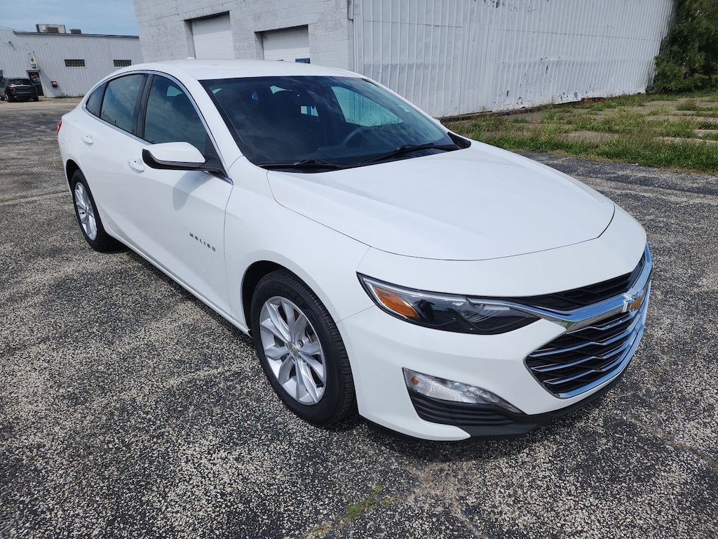 Used 2025 Chevrolet Malibu LT SEDAN