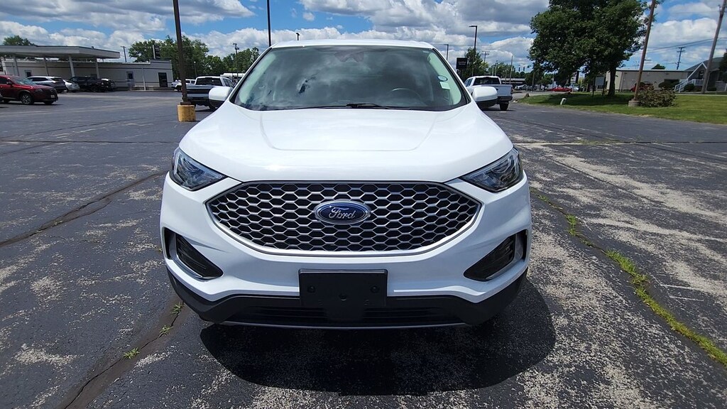 Used 2024 Ford Edge SEL WAGON