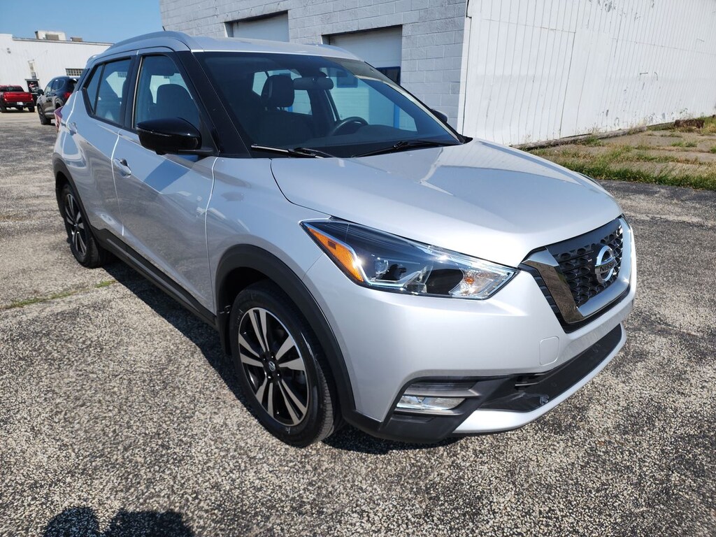 Used 2019 Nissan Kicks SR HATCH