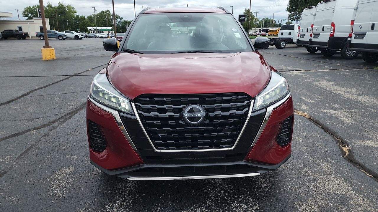 Used 2024 Nissan Kicks SR HATCHBACK