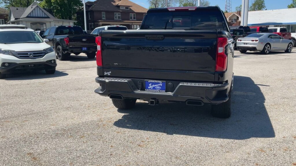 Used 2025 Chevrolet Silverado PICKUP